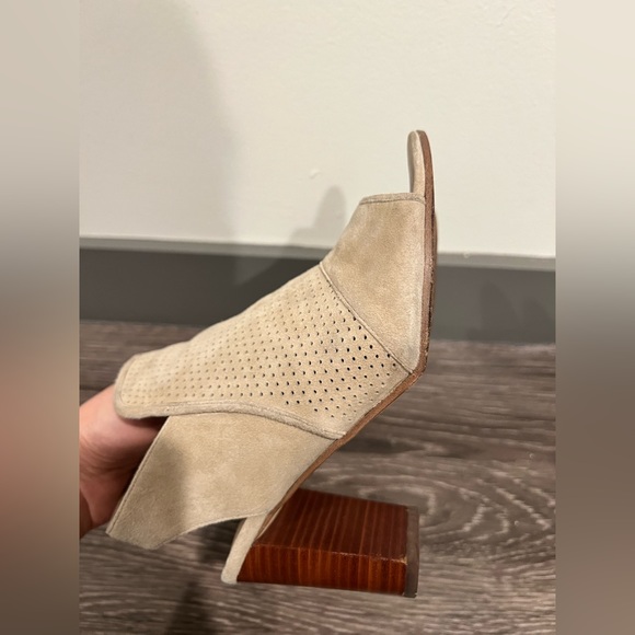 Via Spiga Gaze Block Heel Sandal - Picture 6 of 8